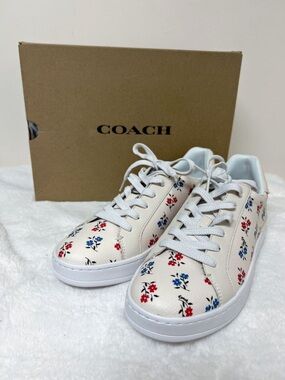 Coach Clip Low Top Sneaker
Women Size 11 Chalk Floral Print
Lace Up Rubber Sole